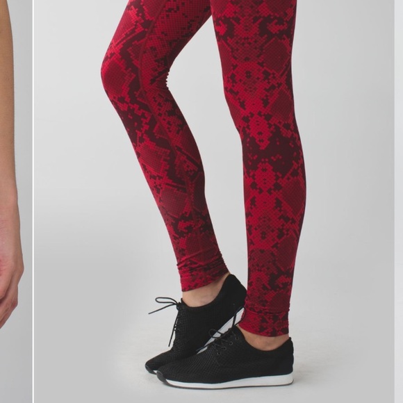 Lululemon Wunder Under High Rise Leggings - Picture 4 of 8